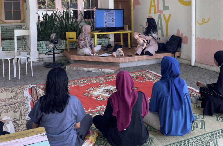 Khitan Space dan Wuffy Gelar Edukasi “Pertolongan Pertama Pada Tersedak”